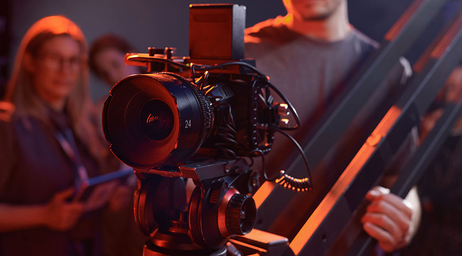 OS-KU Media GmbH Production: Your partner for cinematic film, series, and documentary production in Europe. From high-end post-production to on-ground filming organization in Germany. We deliver world-class visual content with a focus on storytelling excellence and technical precision.